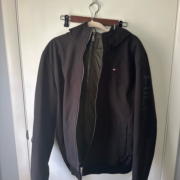 Tommy Hilfiger Black Ski & Snowboard Jacket 0015 - Picture 1 of 5